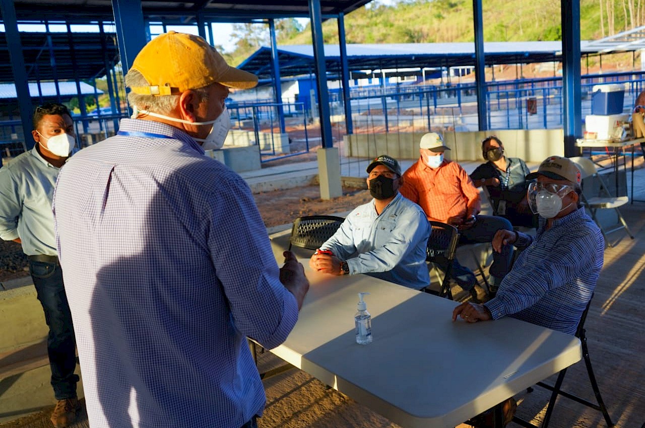 Visita a finca lechera en El Cristo de Aguadulce.