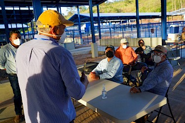 Visita a finca lechera en El Cristo de Aguadulce.