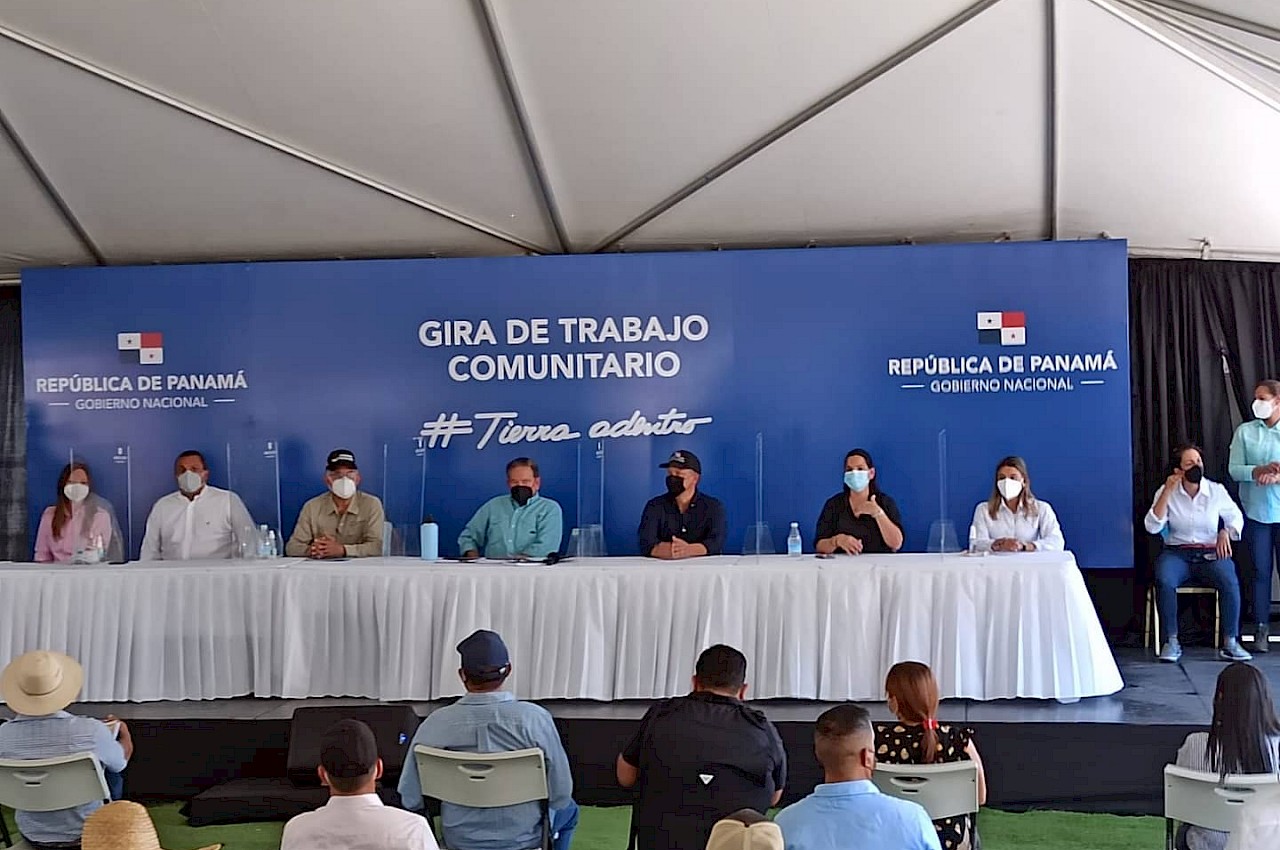 Pequeños productores de Chiriquí y Bocas del Toro, fueron beneficiados con el programa "Un mejor Semental".