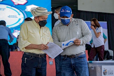 Gira Comunitaria con el Presidente Cortizo y Entrega de Pago en concepto de Indemnizaciones a productores veragüenses.