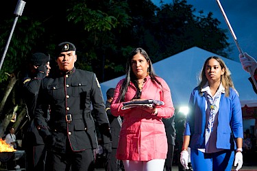 Acto Solemne de Cremación de Banderas en desuso.