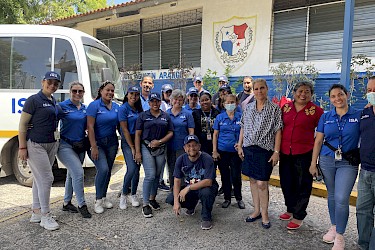 Primera actividad de Acciones Responsables, voluntariado de nuestra institución.