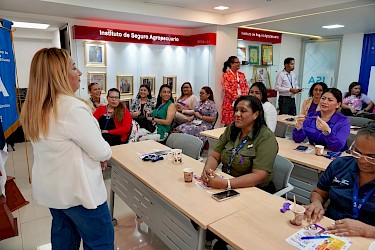 Realizan conversatorio sobre la no violencia contra la mujer en el ISA.