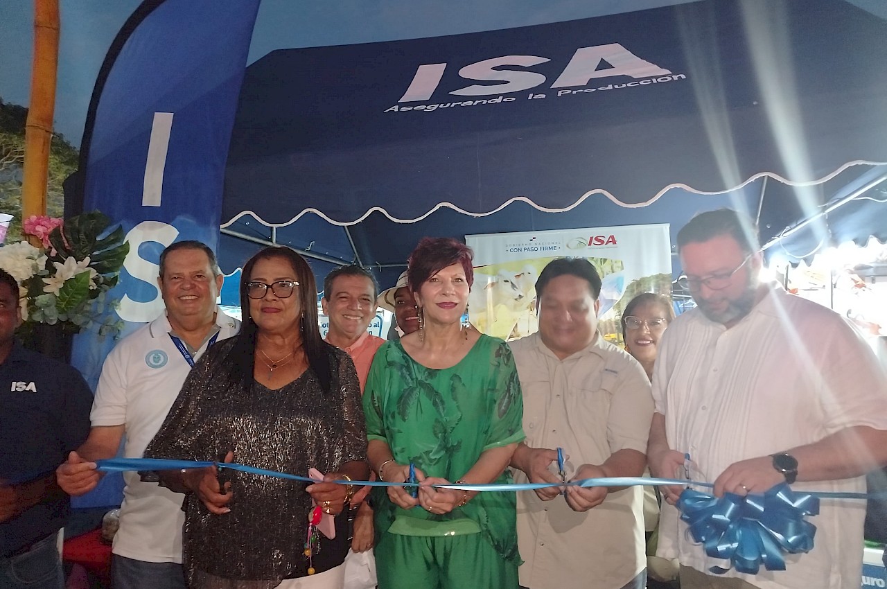 Reafirmamos nuestro compromiso con el agro en la Feria de la Piña.