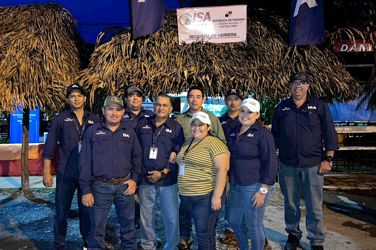 ISA celebra Festival de la Flor del Espíritu Santo en Herrera