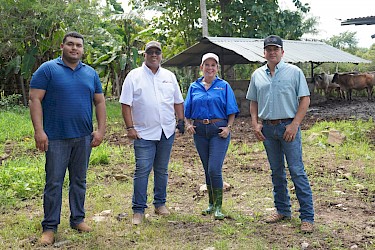 ISA visita finca de productor asegurado en Aguadulce