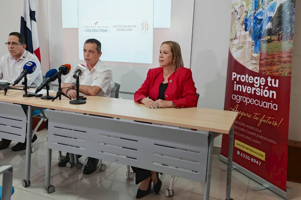 ISA pagará indemnizaciones a productores afectados por recientes inundaciones.