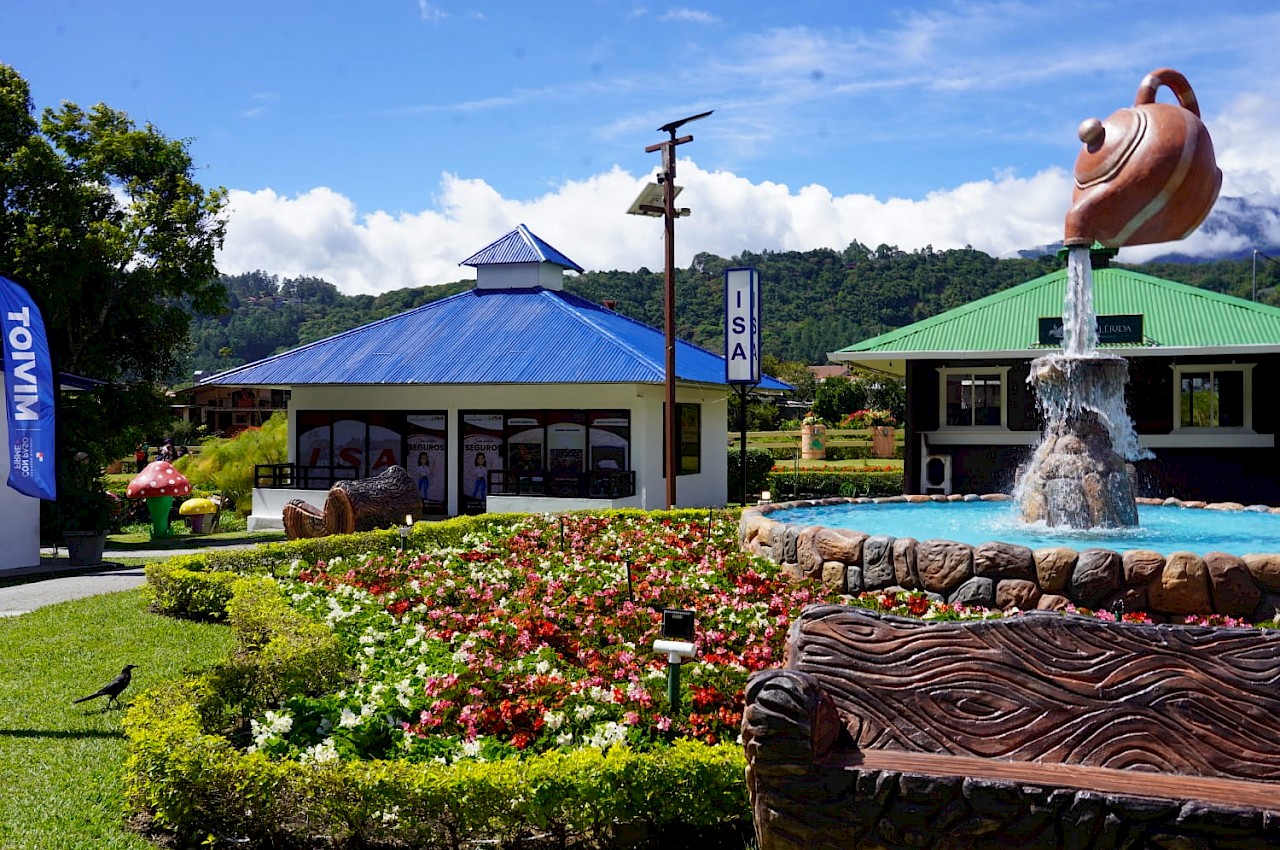 ISA mantiene presencia en la Feria Internacional de las Flores y del Café de Boquete.