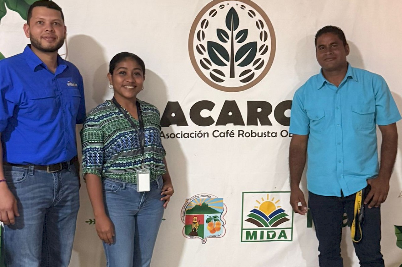 Cafetaleros quedan motivados con beneficios del seguro agrícola del ISA.