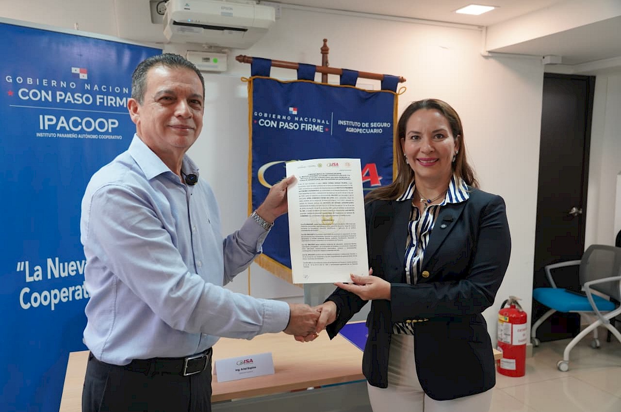 ISA e IPACOOP firman un convenio marco que promueve fianza de garantía en el sector cooperativo agropecuario.