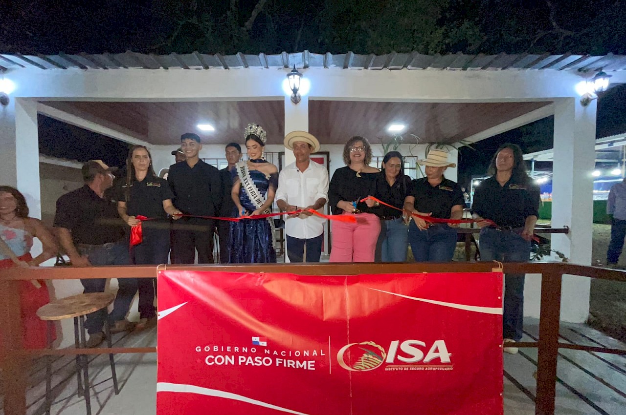 ISA presente en la inauguración de la Feria de Tortí e invita a productores a asegurar sus inversiones.