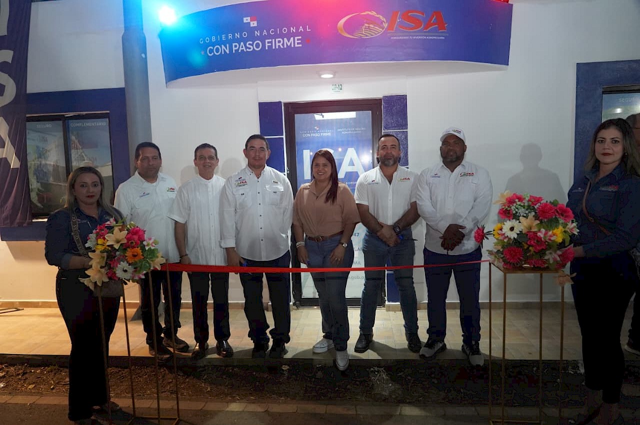 ISA promueve sus seguros en la Feria Internacional de Azuero.