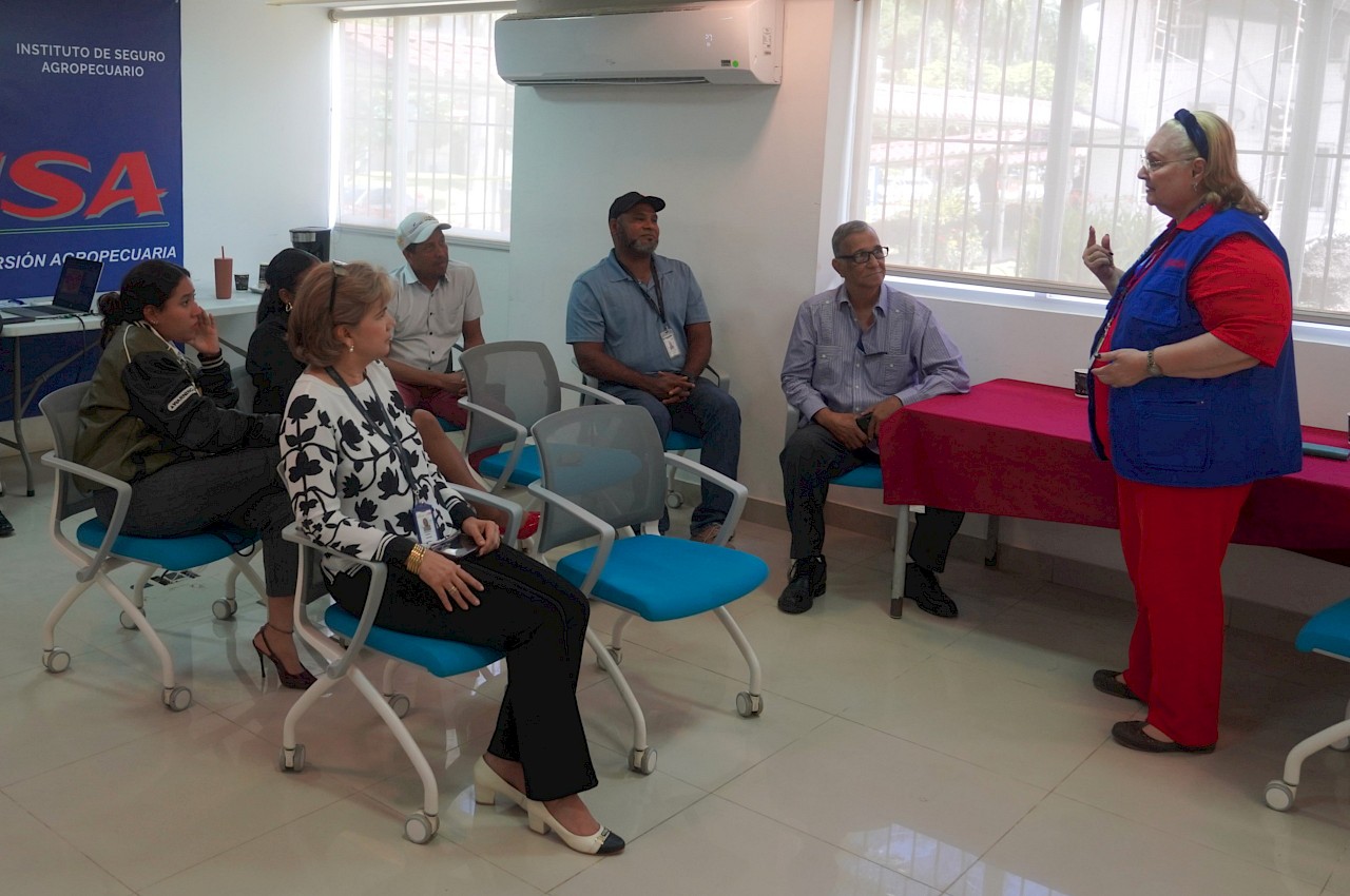 Funcionarios del ISA participan en jornada de salud cardiovascular